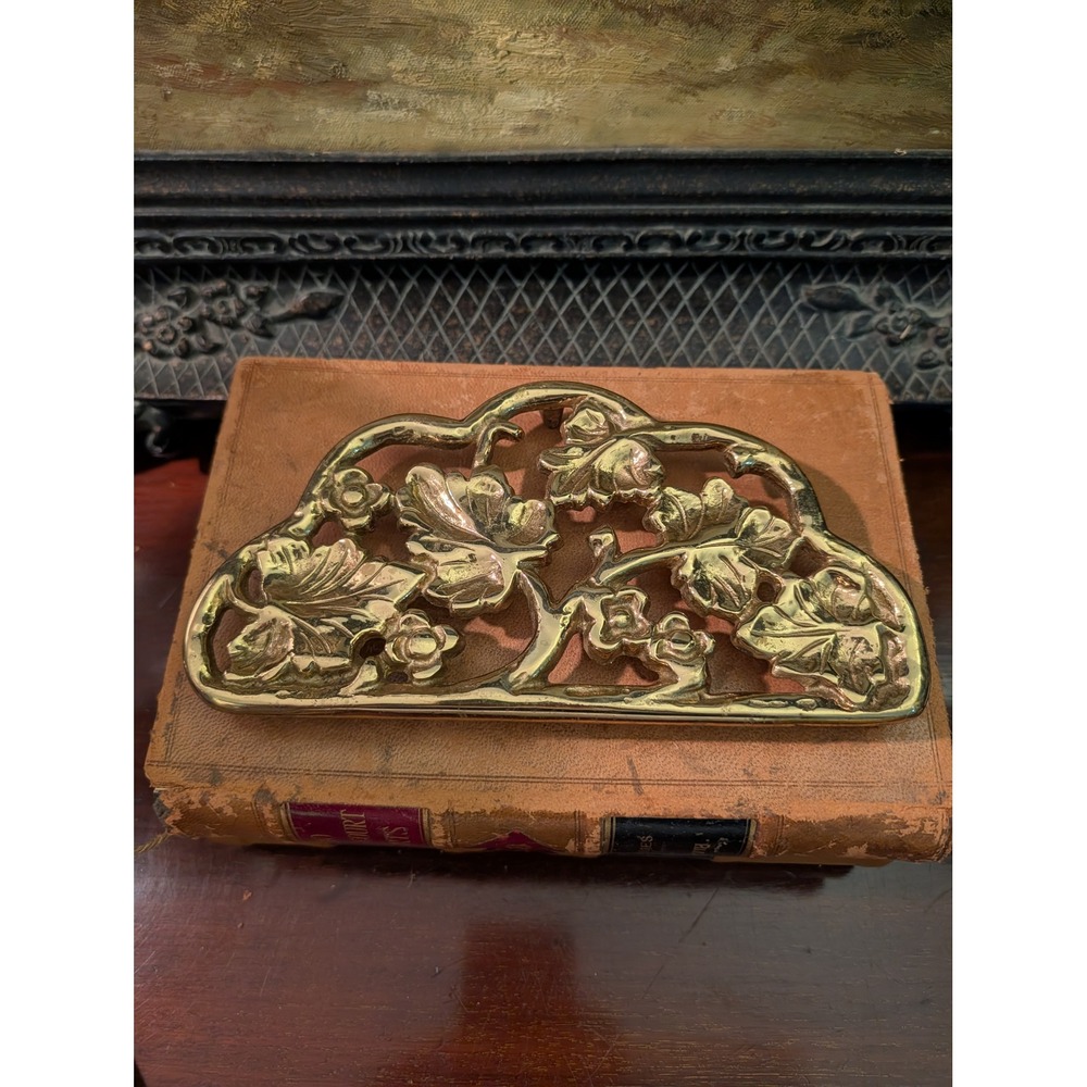 Brass Floral Leaf Trivet Victorian 8.5x4.5
